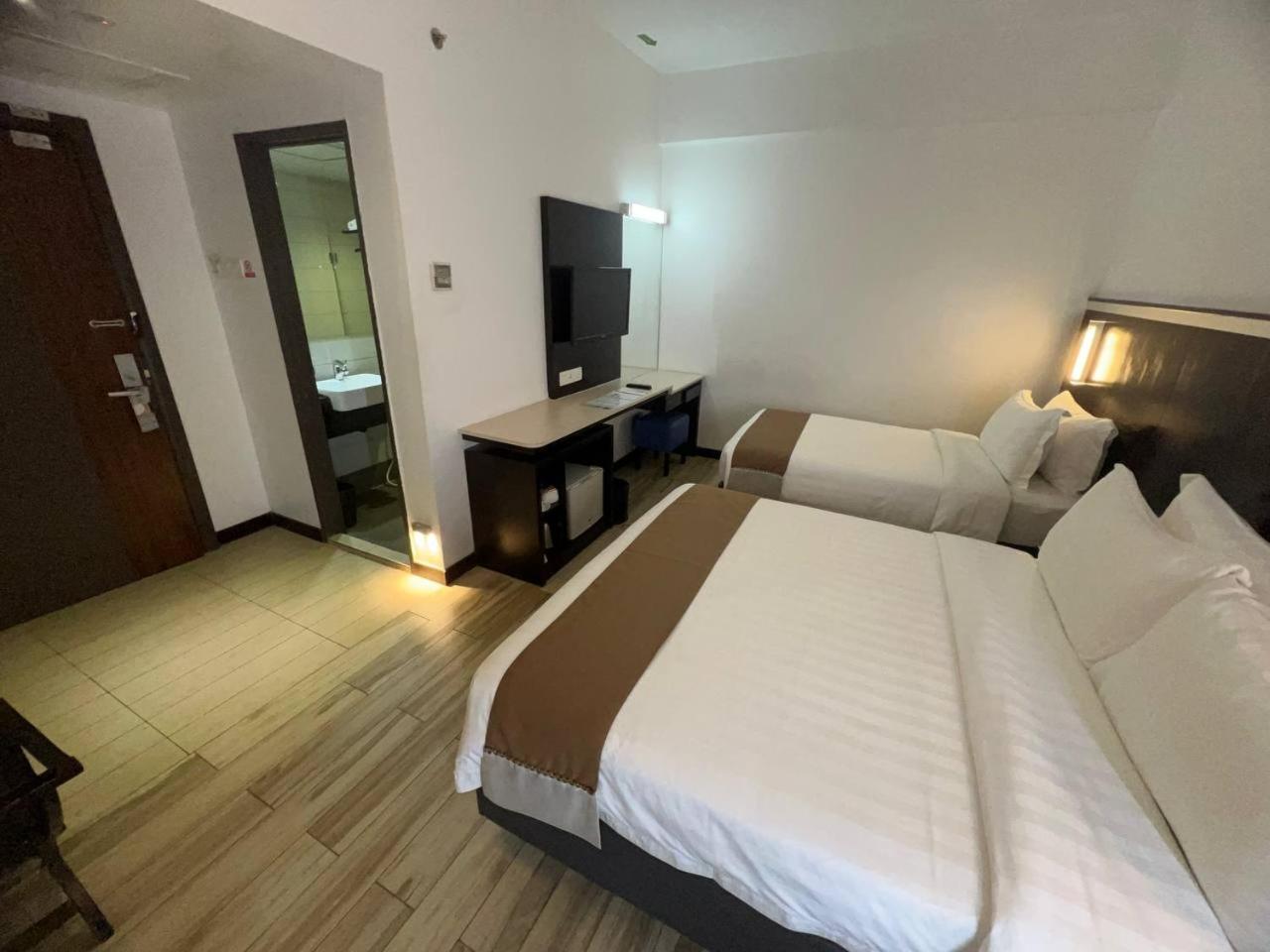Dreamtel Hotel Kota Kinabalu