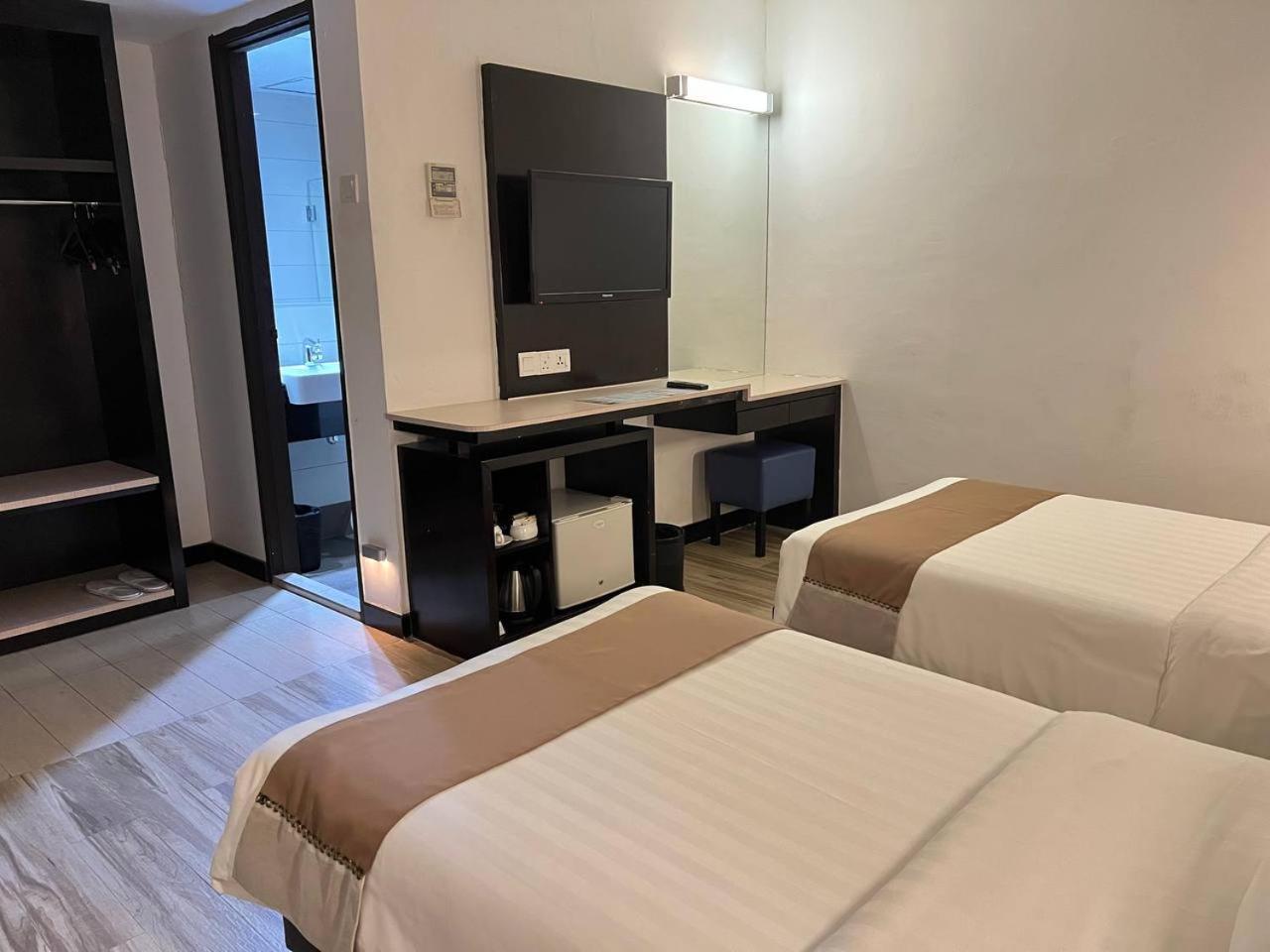 Dreamtel 3*