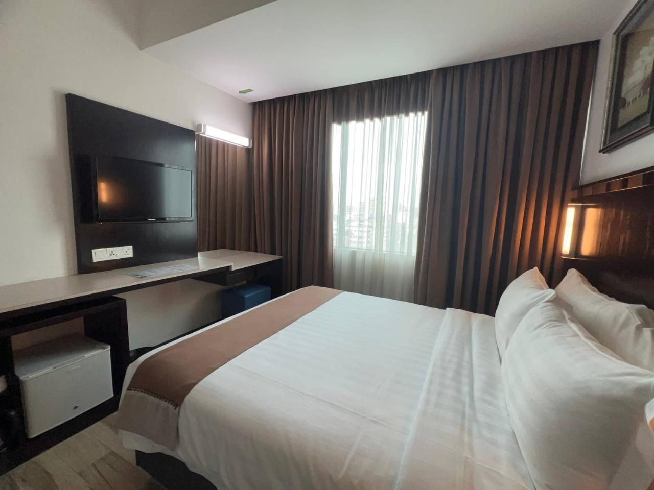 Dreamtel 3* Kota Kinabalu