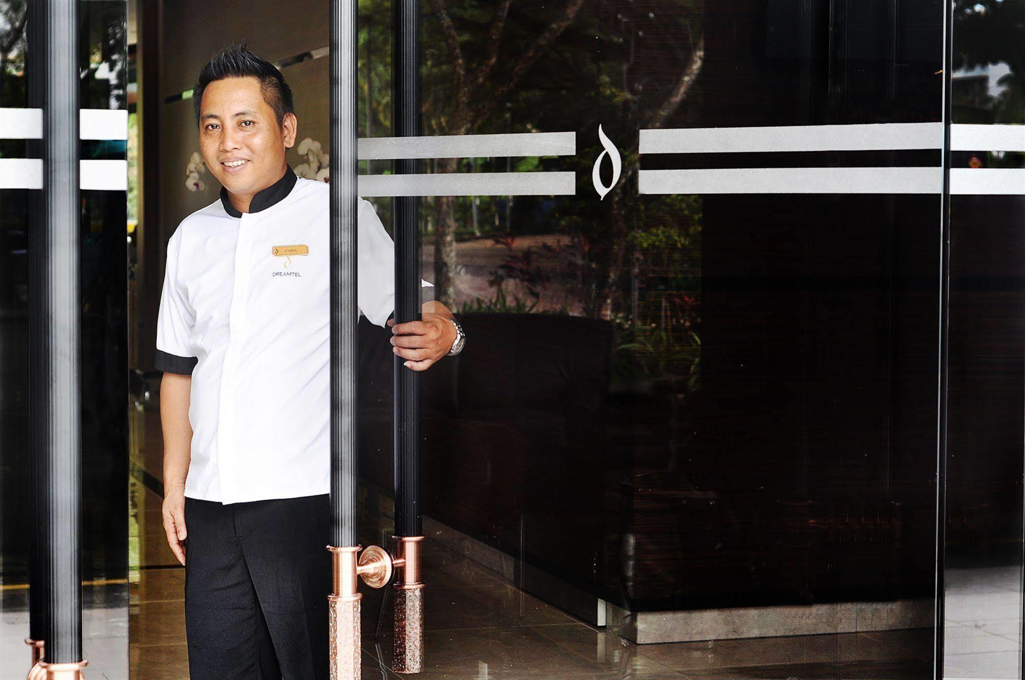 Dreamtel Hotel Kota Kinabalu