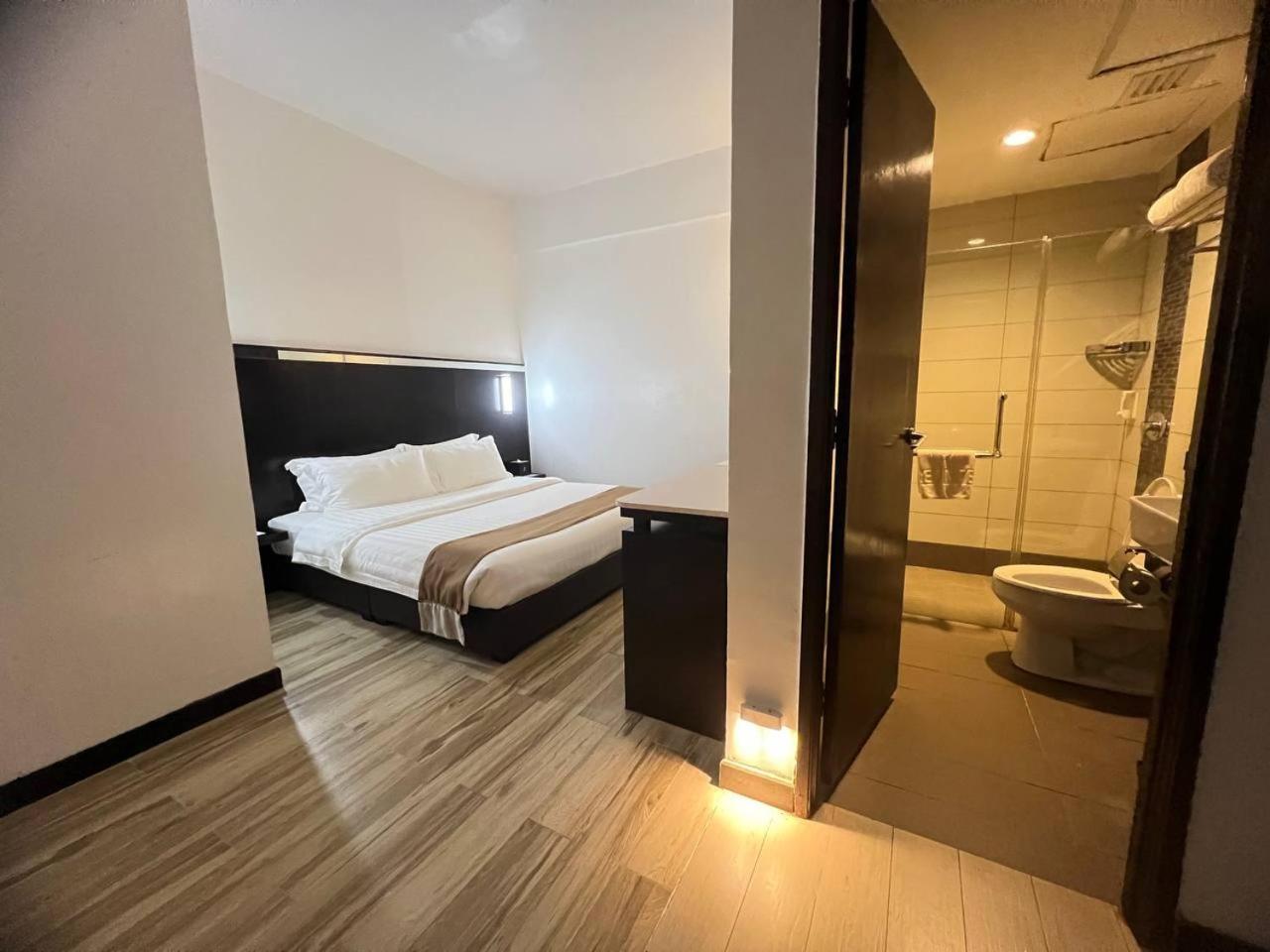 Hotel Dreamtel 3*