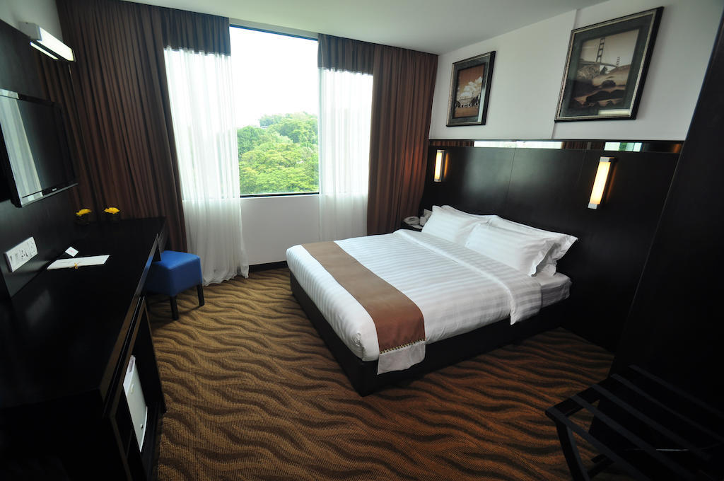 Dreamtel Hotel